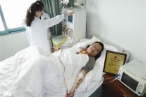 如何了解医保续保的相关事宜？这些事宜有哪些注意事项？