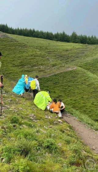 痛心！河滩突然涨水，高校保卫科长、中学校长等人救人遇难
