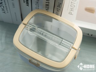 OPPO A5 Pro邀请函整活 耐用战神防水又防冰