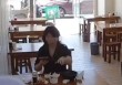 女子餐后将擦鼻涕纸扔进调料罐，上海涉事餐馆回应：已扔掉碗和罐子，她拒绝书面道歉