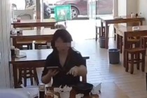 女子餐后将擦鼻涕纸扔进调料罐，上海涉事餐馆回应：已扔掉碗和罐子，她拒绝书面道歉