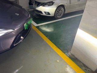 数十辆小米SU7集体遭遇自动泊车故障，车主不认可官方赔偿方案