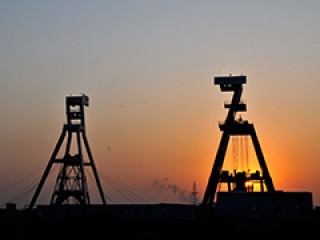 焦炭在市场中的作用是什么？其价格波动受哪些因素影响？