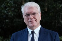 美学者：美国应尽早认清自身积弊与中国合作谋求共赢