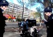 蛋糕丢了，女子谎称“上面抹了老鼠药”并让丈夫报警，结果来了！