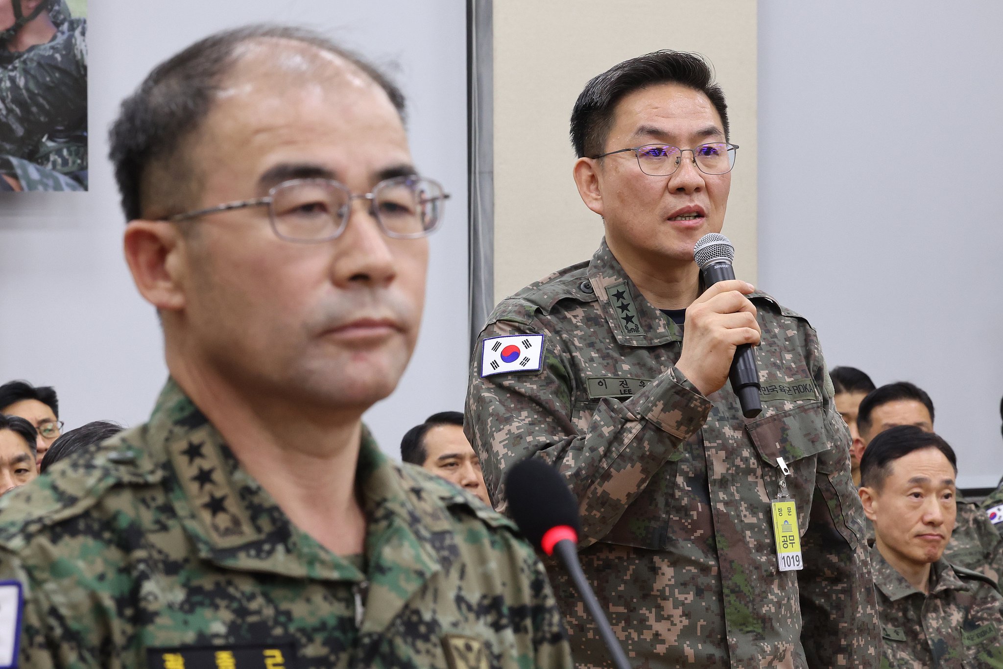 尹锡悦弹劾案庭审今日辩论细节公布 关键证人：不认为紧急戒严违法、违宪  第2张